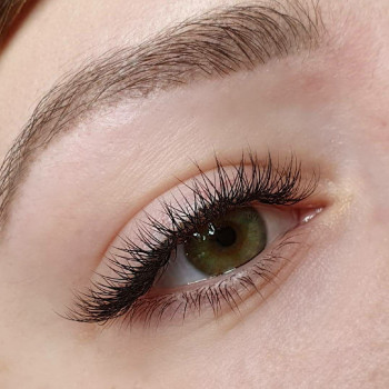 Він і вона, Гола Пристань Фото - 6