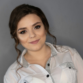 Макіяж
                    Візажист Катерина Львів