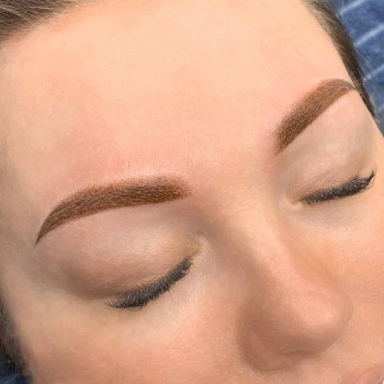 Фото из портфолио мастера Регина Сергиенко (мастер перманентного макияжа, Харьков)