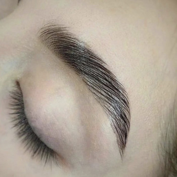 Ламинирование бровей