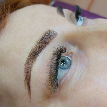 Пудровое напыление бровей сумы татуаж перманентный макияж
                    Мастер перманентного макияжа Єлизавета Сумы