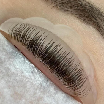 Ламінування вій