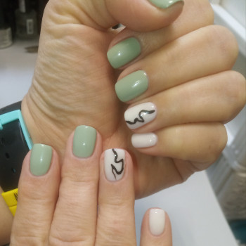 Маникюр педикюр гель-лак
                    Мастер маникюра Ирина Киев