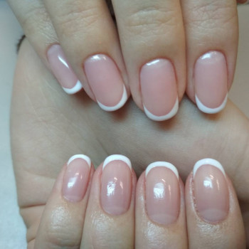 Маникюр педикюр гель-лак
                    Мастер маникюра Ирина Киев