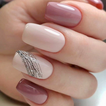 Гелеве нарощування нігтів