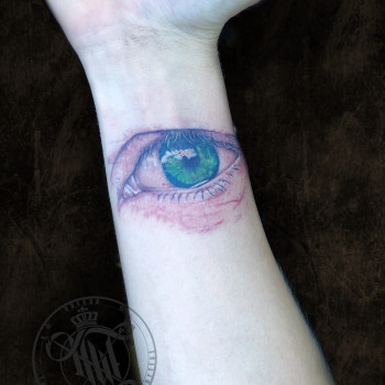 Color tattoo
                    Тату майстер Юрий Одеса