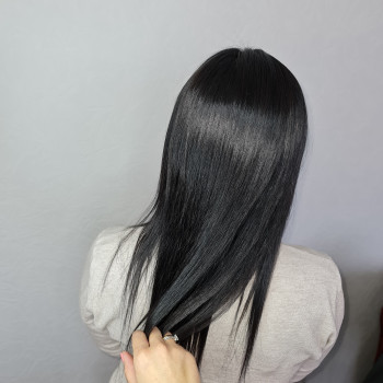 Выпрямление волос
                    Парикмахер Алина Херсон