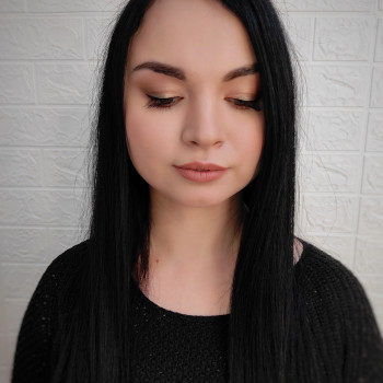 Дневной макияж
                    Визажист Анна Павлоград