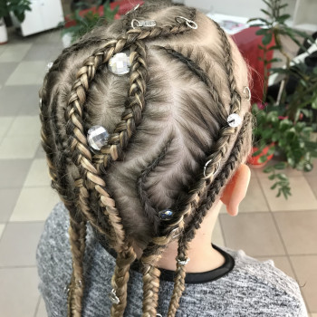 Брейды, плетение кос на каждый день и на праздник
                    Перукар-стиліст Яна Запоріжжя
