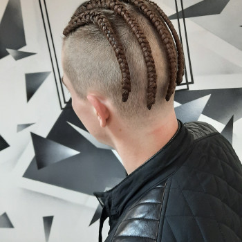 Брейды, плетение кос на каждый день и на праздник
                    Перукар-стиліст Яна Запоріжжя