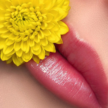 Перманент губ
                    Бровист Катерина Харьков