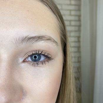 Долговременная укладка (ламинирование) бровей
                    Лешмейкер Лина Днепр