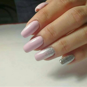 Наращивание ногтей гелем