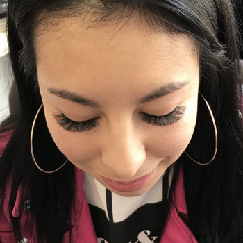 Наращивание ресниц 3Д