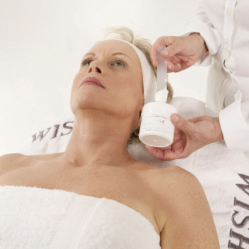 Процедура Wish-линия для коррекции возрастных изменений
                    Косметолог Инна Мариуполь