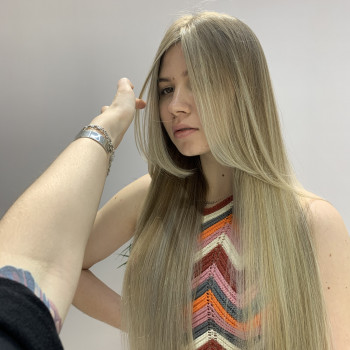 женская стрижка, длинные волосы