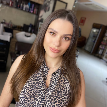 Макияж
                    Визажист Лилия Мариуполь