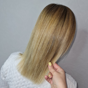 Ботокс волос (реконструкция)
                    Парикмахер Алина Херсон