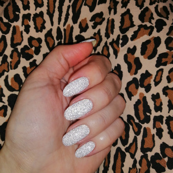 Маникюр + покрытие гель лаком
                    Майстер манікюру Вероника Київ