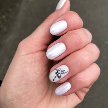 Маникюр + покрытие гель лаком
                    Майстер манікюру Вероника Київ