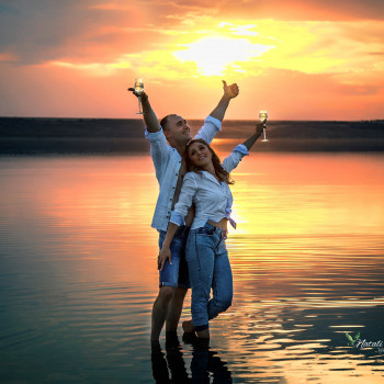 фотосессия пары, фотосессия лав стори, фотосессия в воде, фотосессия на закате
