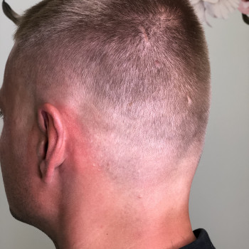 Стрижка мужская Полубокс
                    Парикмахер Римма Харьков