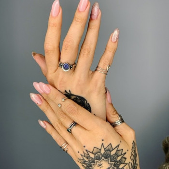 Манікюр та покриття
                    Салон красоты Beauty Bar Винница