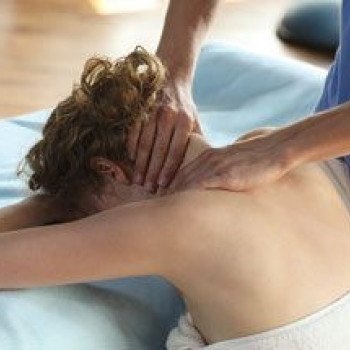 Массаж шейно-воротниковой зоны.