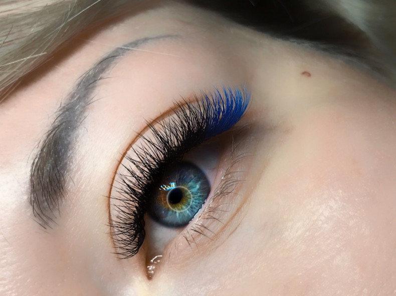 С цветными вставками, фото -  