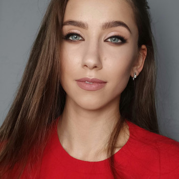 Макіяж
                    Візажист Катерина Львів