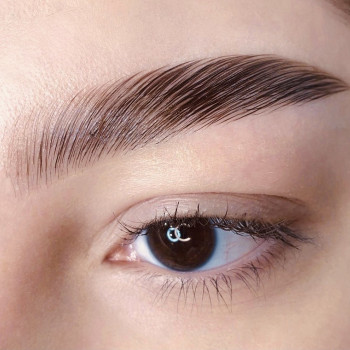 Довготривале укладання брів
                    Майстер перманентного макіяжу Эва Одеса