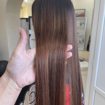 Фарбування волося технікою шатуш
                    Парикмахер-колорист Настя Хмельницкий