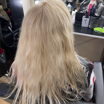 Тонирование, мелирование, покраска
                    Парикмахер-колорист Настя Хмельницкий