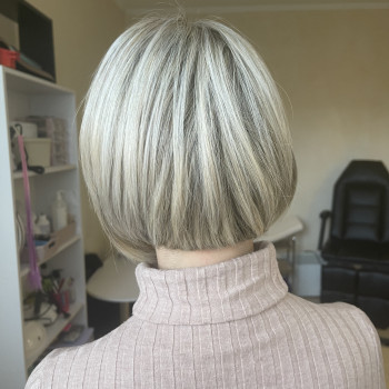 Тонирование, мелирование, покраска
                    Парикмахер-колорист Настя Хмельницкий