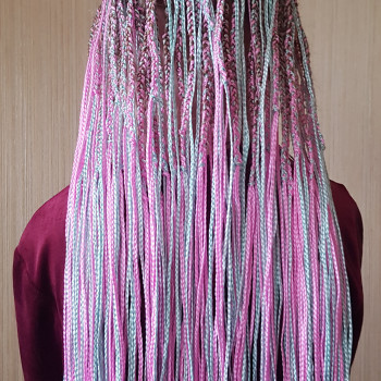 Афрокосички, брейди, зізі, дреди, сінігалки, афрокудрі, боксерські
                    Перукар Ирина Житомир