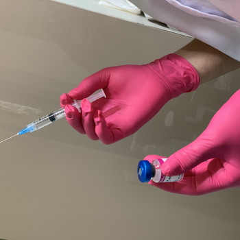 Корекція мімічних зморшок ботулотоксином (ботулінотерапия) або ботокс- Ксеомин, Ботокс
                    Преподаватель курсов красоты Марина Черкассы