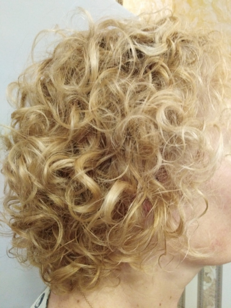 Завивка на блонд, фото - Парикмахер-универсал Лариса Чернишева