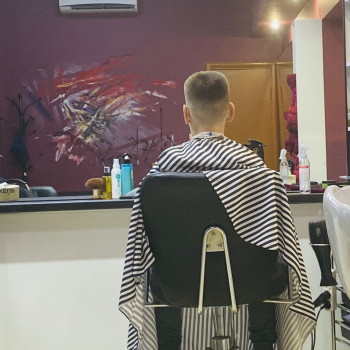 Дитячі стрижки/чубчики
                    Салон краси Blackberry Київ