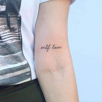 Міні тату
                    Мастер перманентного макияжа Олена Львов