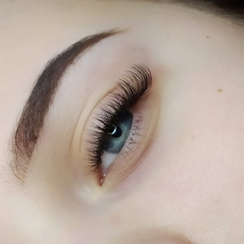 Наращивание ресниц
                    Лешмейкер Валерия Мелитополь