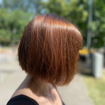 Складне або однотонне фарбування/висвітлення волосся/фарбування сивини
                    Салон красоты Blackberry Киев