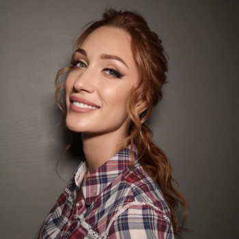 Макіяж
                    Визажист Оля Киев