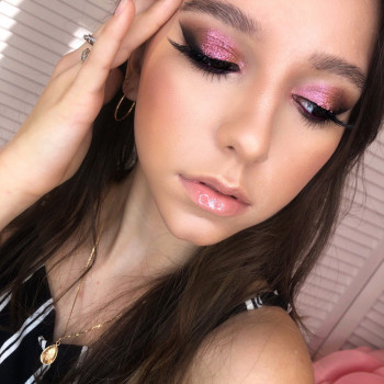 Макияж
                    Візажист Светлана Одеса