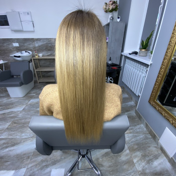 Масляний реконструктор
                    Салон краси Реконструкція Івано-Франківськ