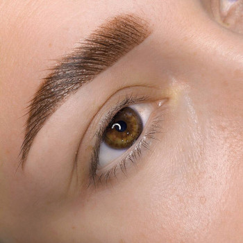 Перманентный макияж бровей
Пудовые брови