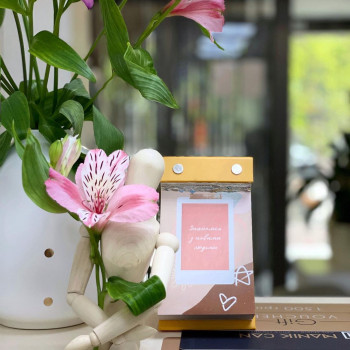 Безпечний манікюр в Вишневому