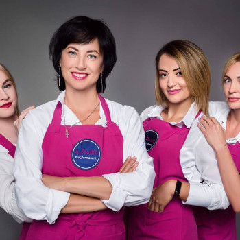 Наша команда мастеров перманентного макияжа