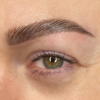 Ламінування брів