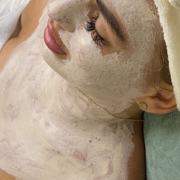 Мама Невесты
                    Косметолог Мирослава Харьков