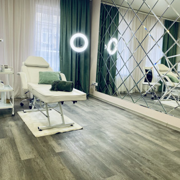 Мама Невесты
                    Косметолог Мирослава Харьков